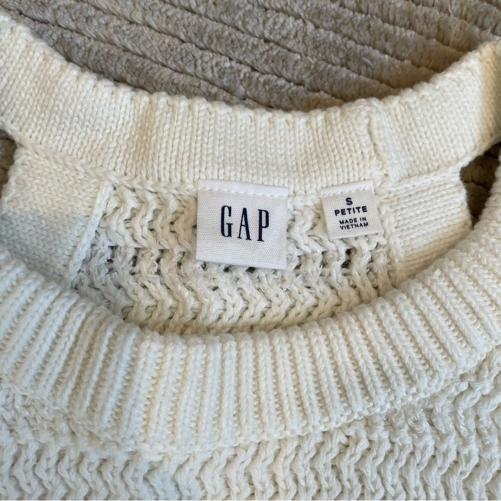 GAP High-Neck Sweater Tank Top - Picture 4 of 10